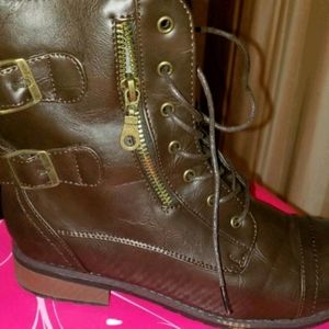 Women's boots